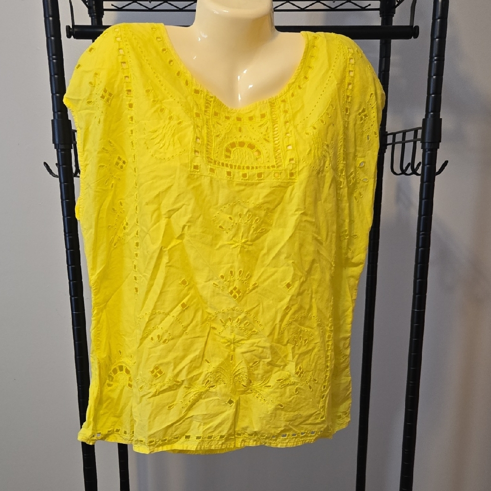 Old Navy Yellow Sleeveless Blouse with V-Neckline